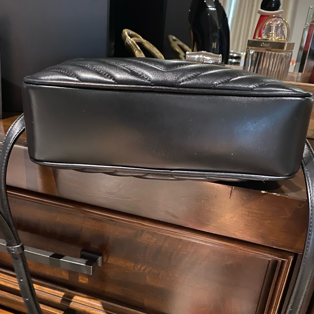 Yves Saint Laurent Black Quilted Leather Camera Bag with Gold YSL Hardware - Picture 3 of 10